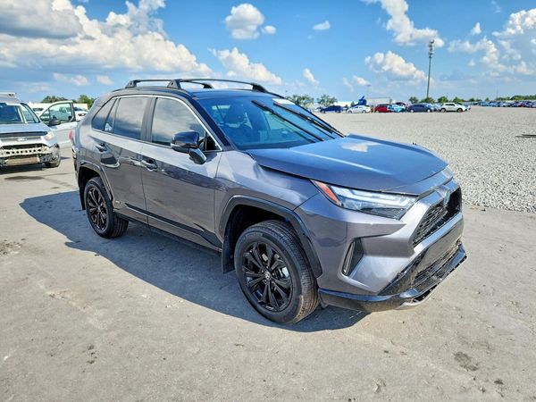 2024 TOYOTA RAV4 XSE