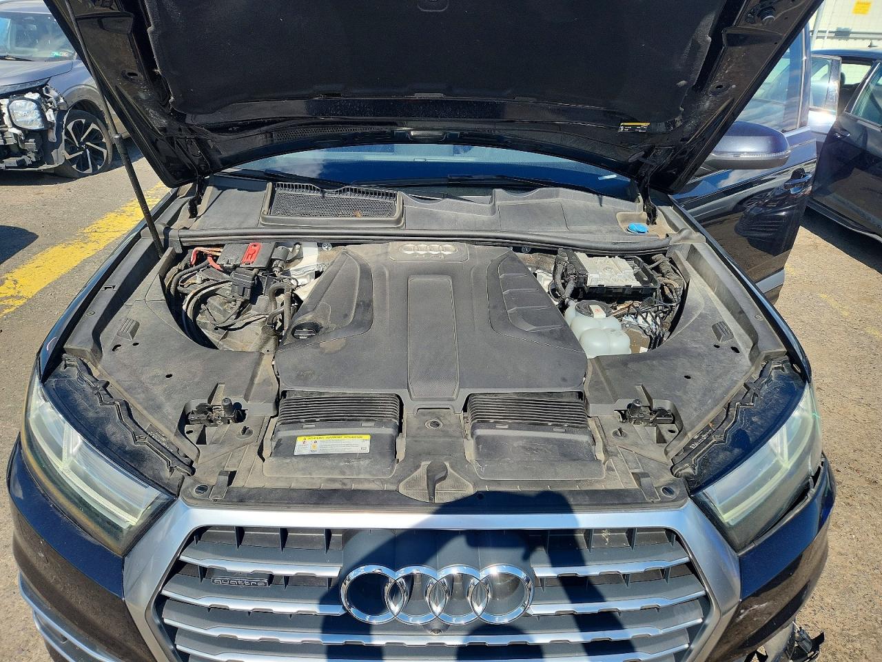 2017 AUDI Q7 quattro Premium Plus