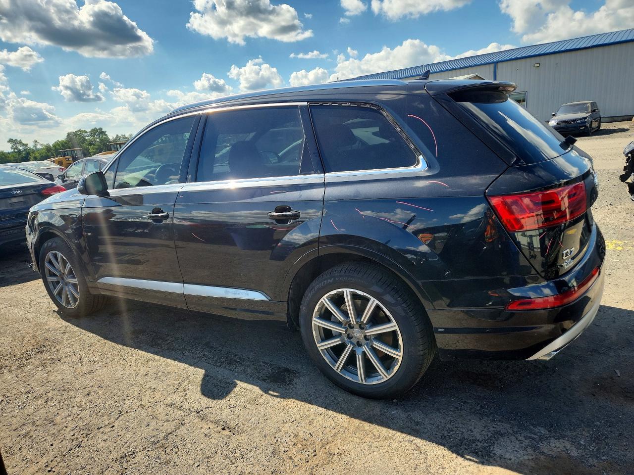 2017 AUDI Q7 quattro Premium Plus