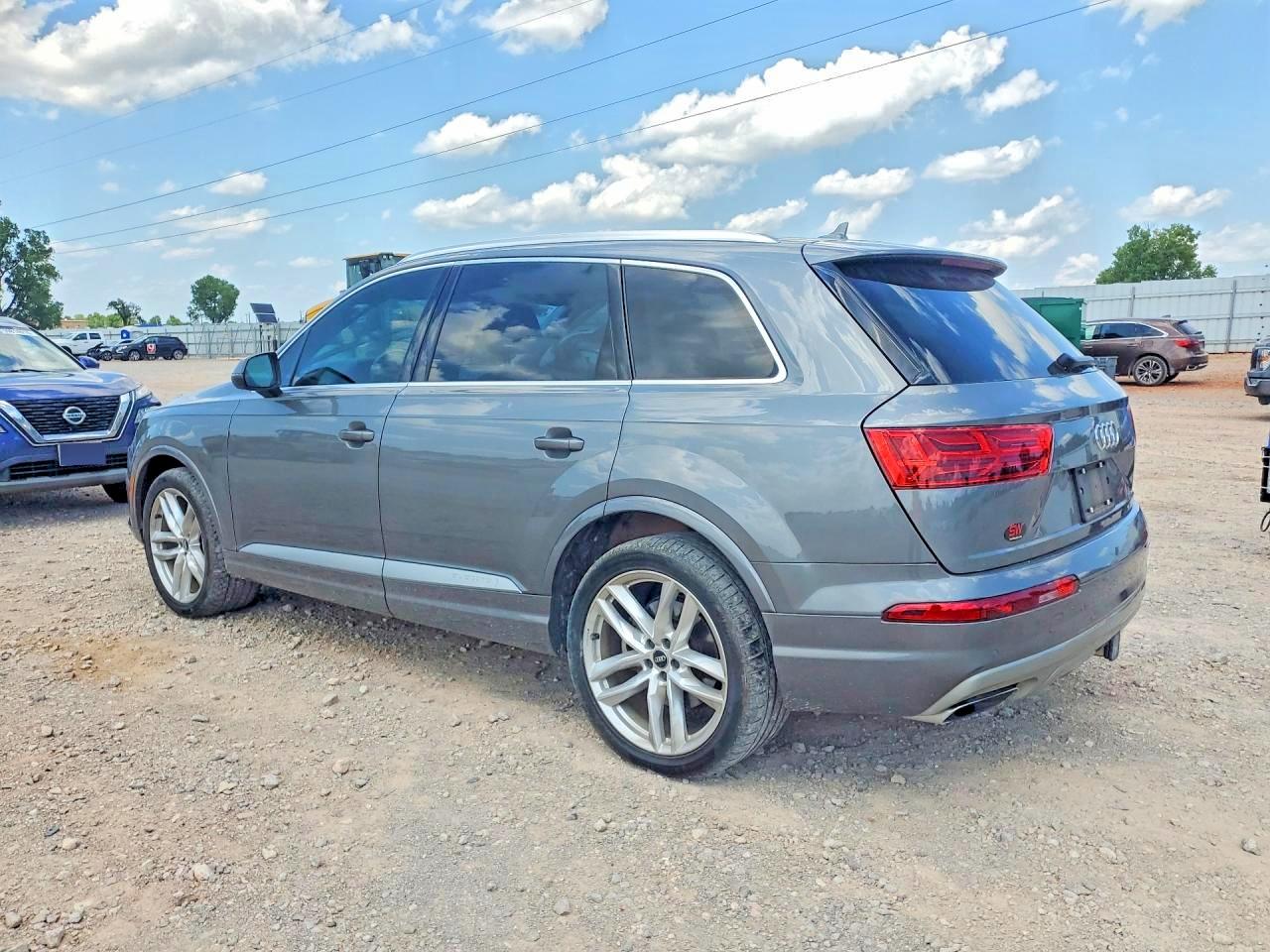 2018 AUDI Q7 quattro Prestige