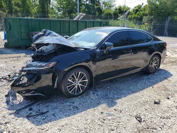 2016 LEXUS ES