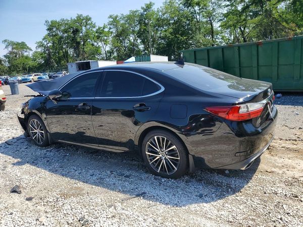 2016 LEXUS ES