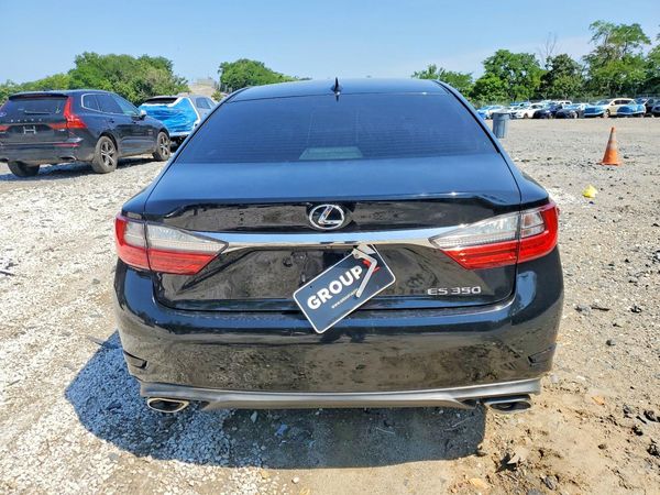 2016 LEXUS ES