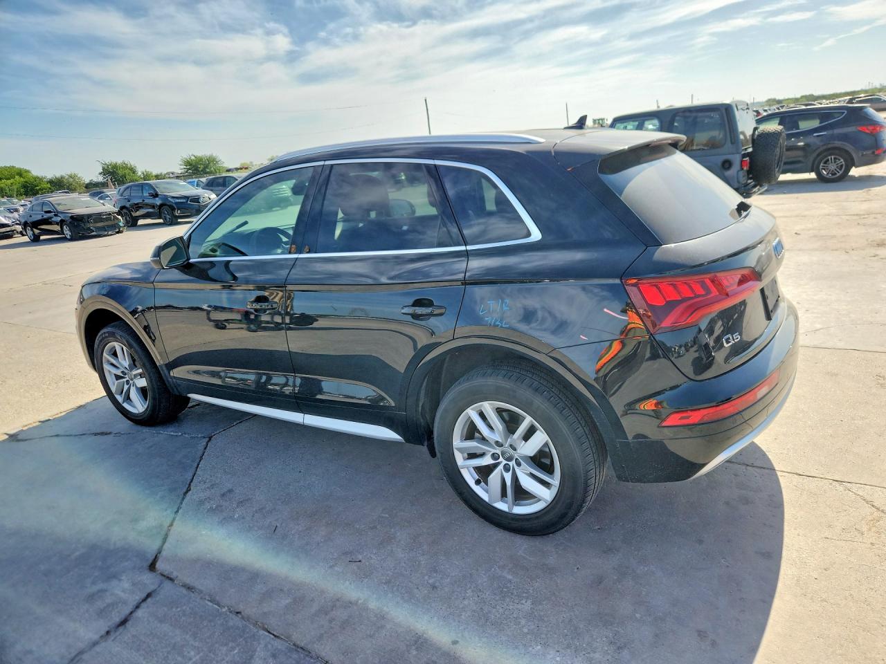 2020 AUDI Q5 quattro Premium
