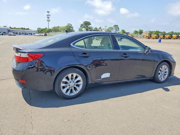 2014 LEXUS ES 300h