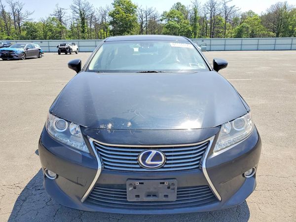 2014 LEXUS ES 300h