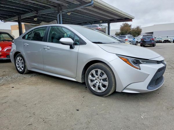 2022 TOYOTA COROLLA