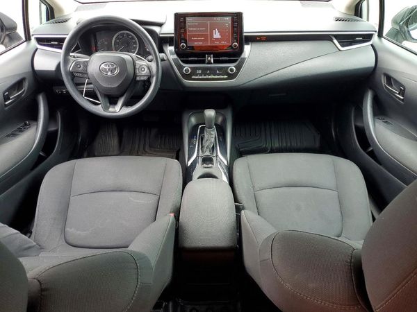 2022 TOYOTA COROLLA