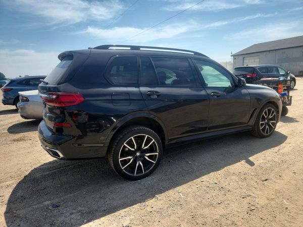 2020 BMW X7