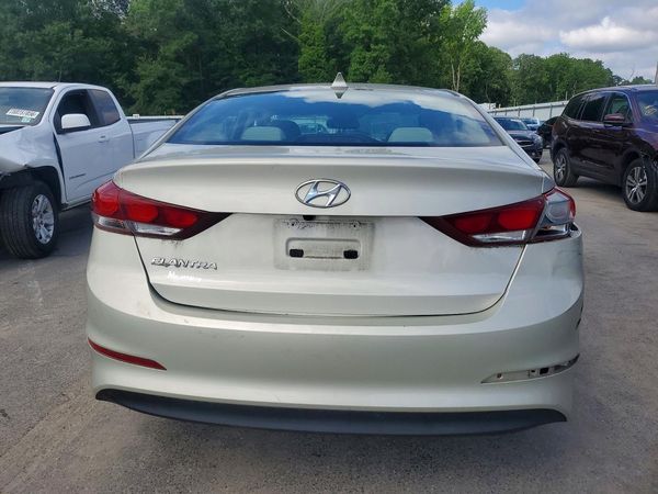 2018 HYUNDAI ELANTRA