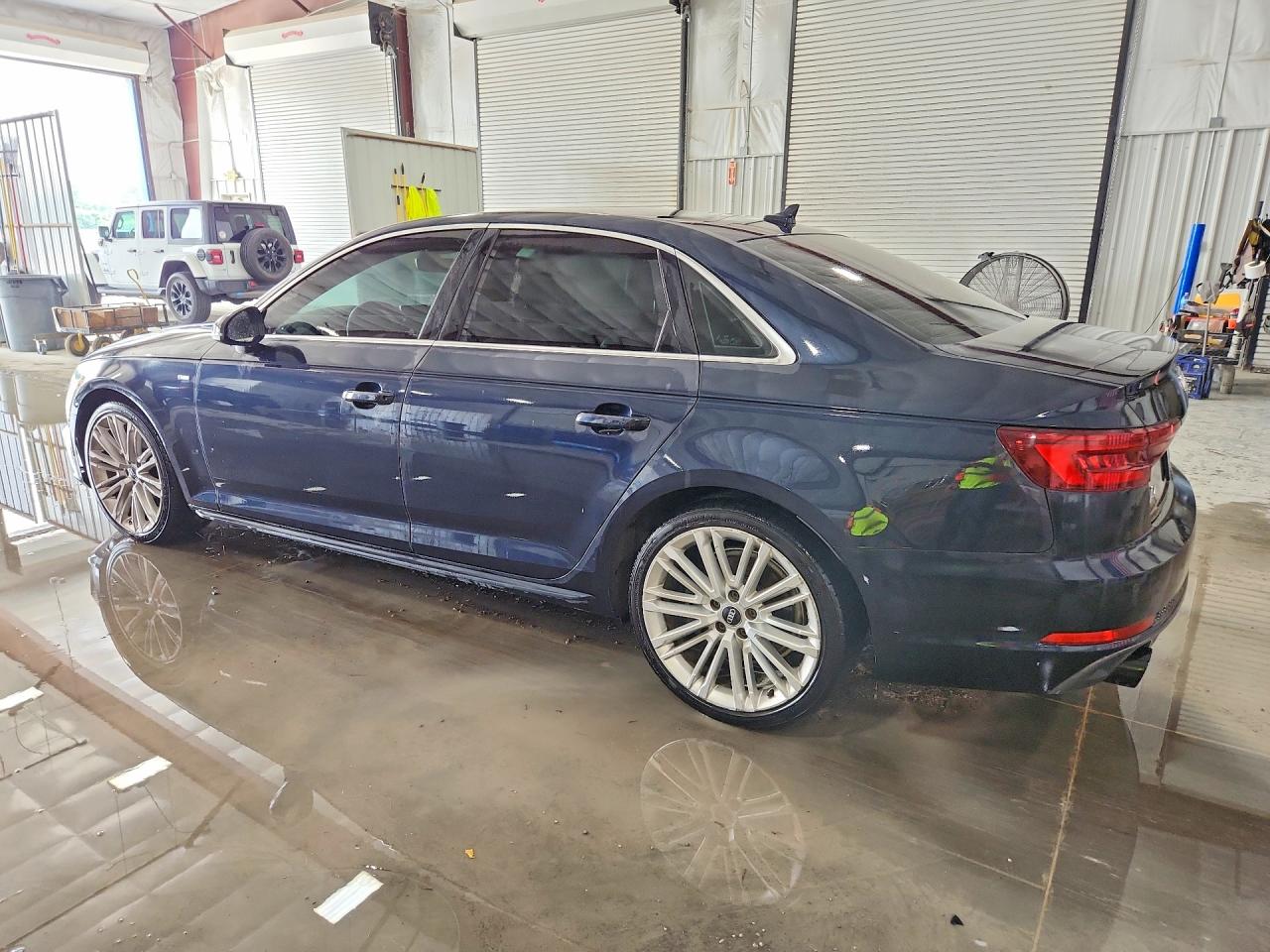 2018 AUDI A4