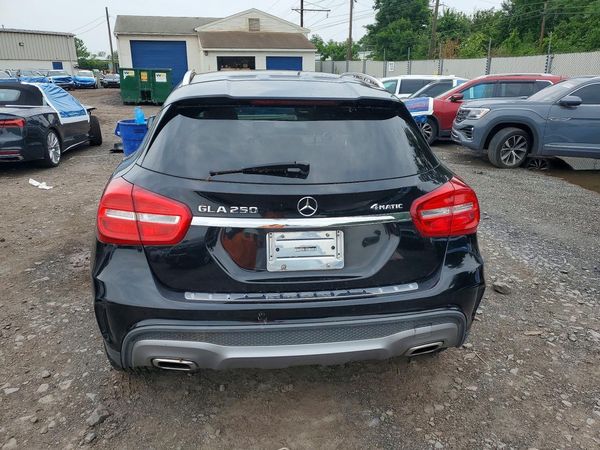 2015 MERCEDES-BENZ GLA GLA250 4-MATIC