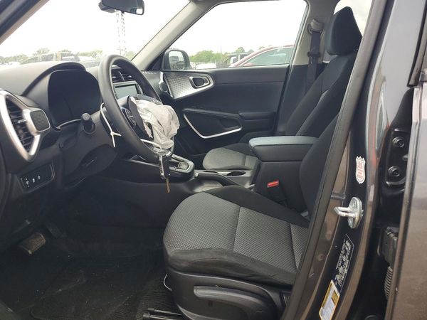 2023 KIA SOUL LX, S