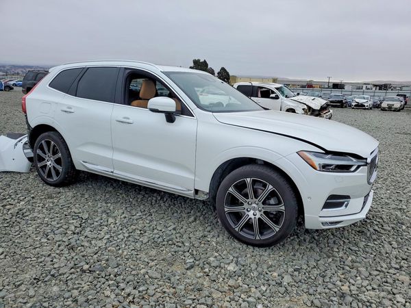 2018 VOLVO XC60
