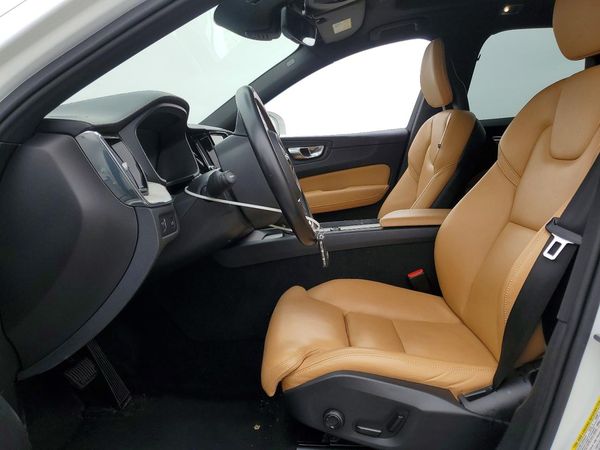 2018 VOLVO XC60