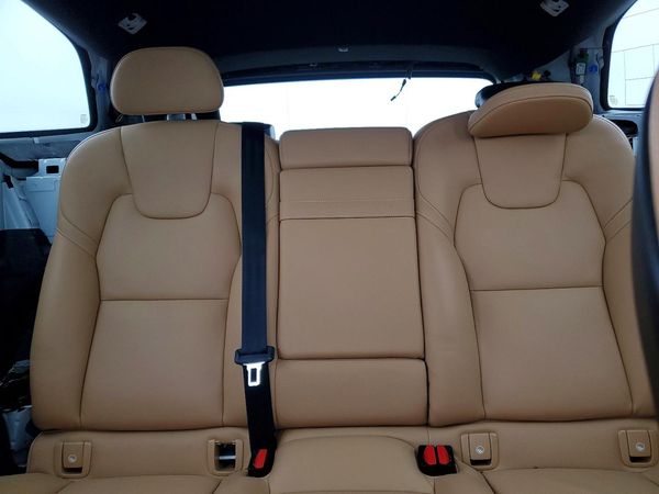 2018 VOLVO XC60