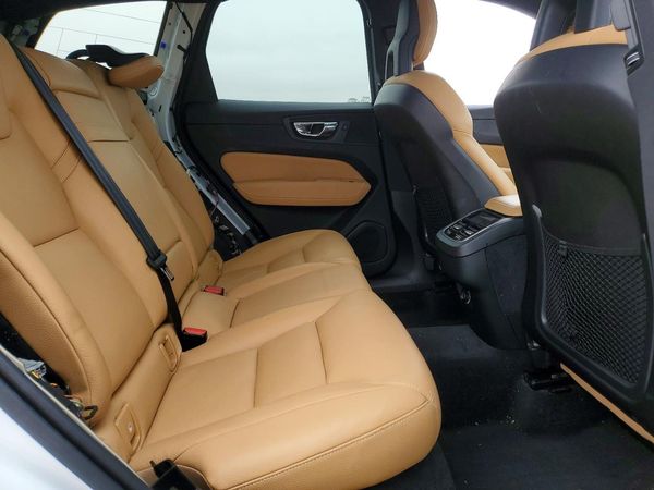 2018 VOLVO XC60