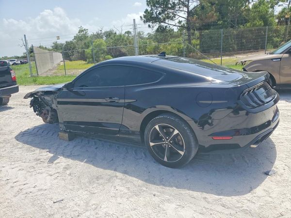 2022 FORD MUSTANG I4 Coupe