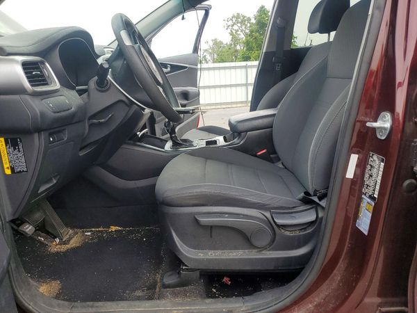 2017 KIA SORENTO L, LX