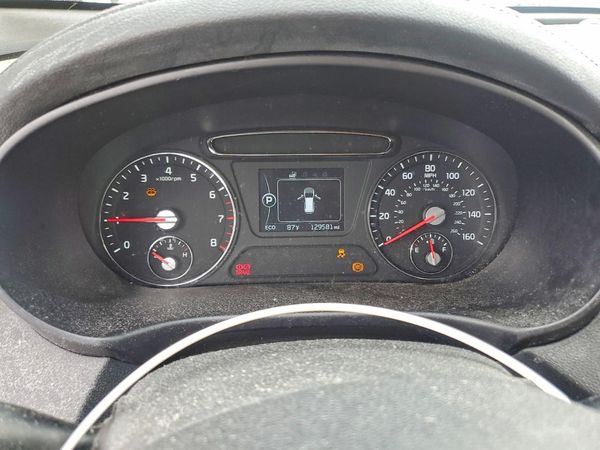 2017 KIA SORENTO L, LX