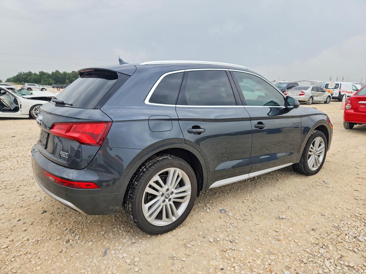 2018 AUDI Q5 quattro Prestige