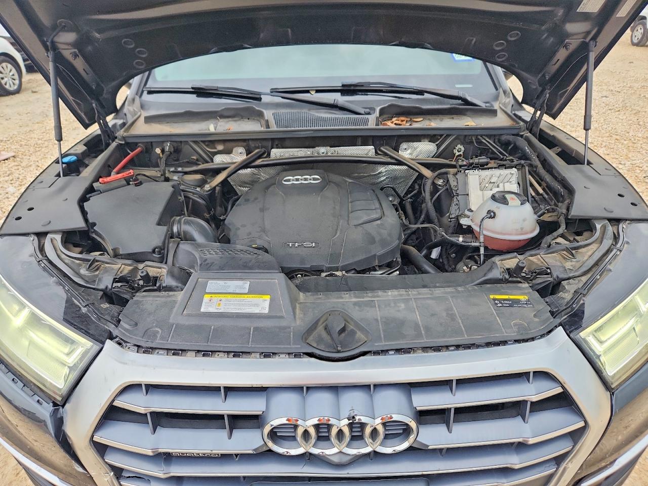 2018 AUDI Q5 quattro Prestige