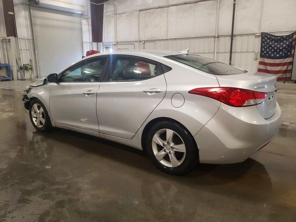 2013 HYUNDAI ELANTRA