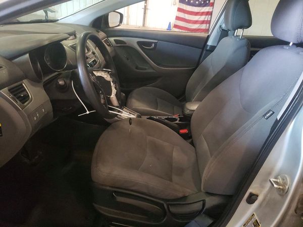 2013 HYUNDAI ELANTRA