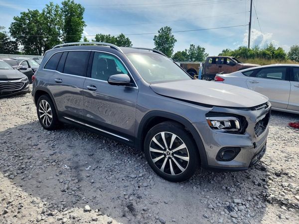 2023 MERCEDES-BENZ GLB GLB250 4MATIC