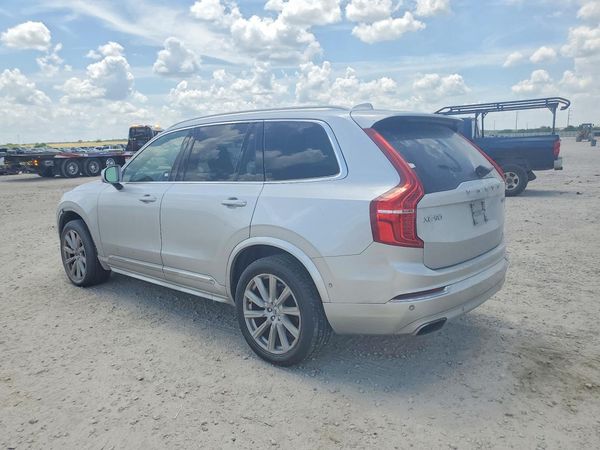 2016 VOLVO XC90