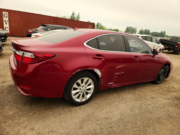 2013 LEXUS ES 300h