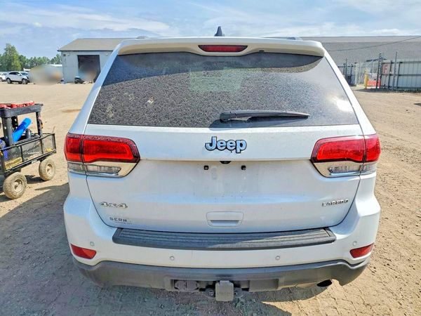 2021 JEEP GRAND CHEROKEE LAREDO 4X4