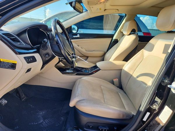 2016 KIA CADENZA Luxury