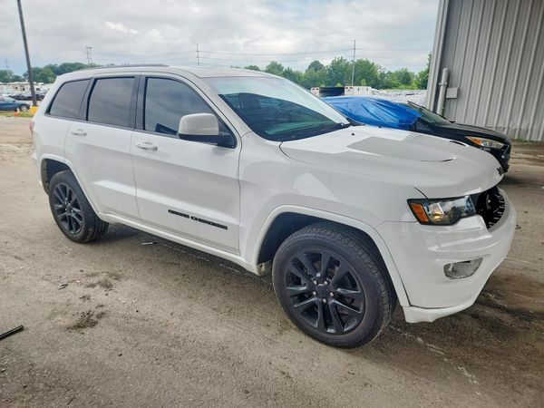2017 JEEP GRAND CHEROKEE LAREDO 4X4