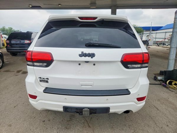 2017 JEEP GRAND CHEROKEE LAREDO 4X4