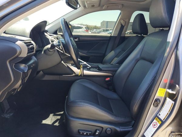 2015 LEXUS IS 250