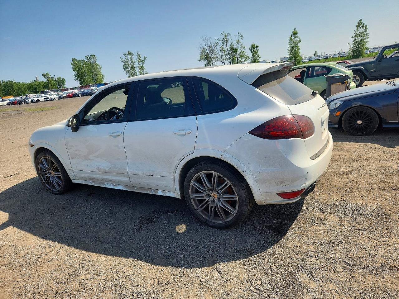 2014 PORSCHE CAYENNE GTS