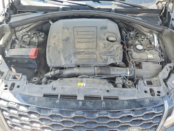 2022 LAND ROVER RANGE ROVER VELAR R-Dynamic S