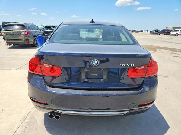 2015 BMW 328