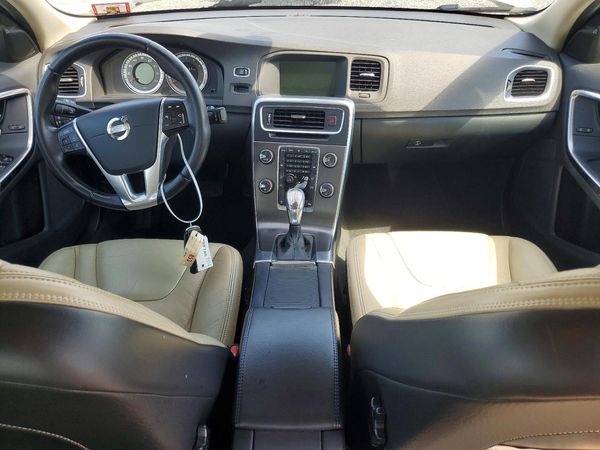 2013 VOLVO S60