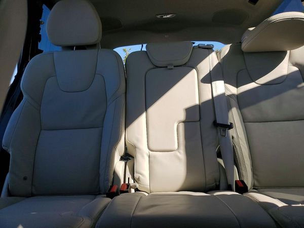 2025 VOLVO XC90 Ultra Bright