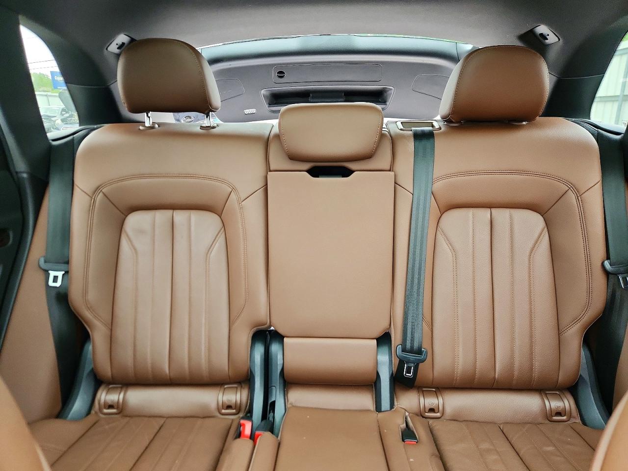 2020 AUDI Q5 quattro Premium Plus