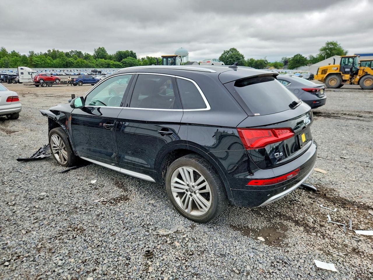 2020 AUDI Q5 quattro Premium Plus