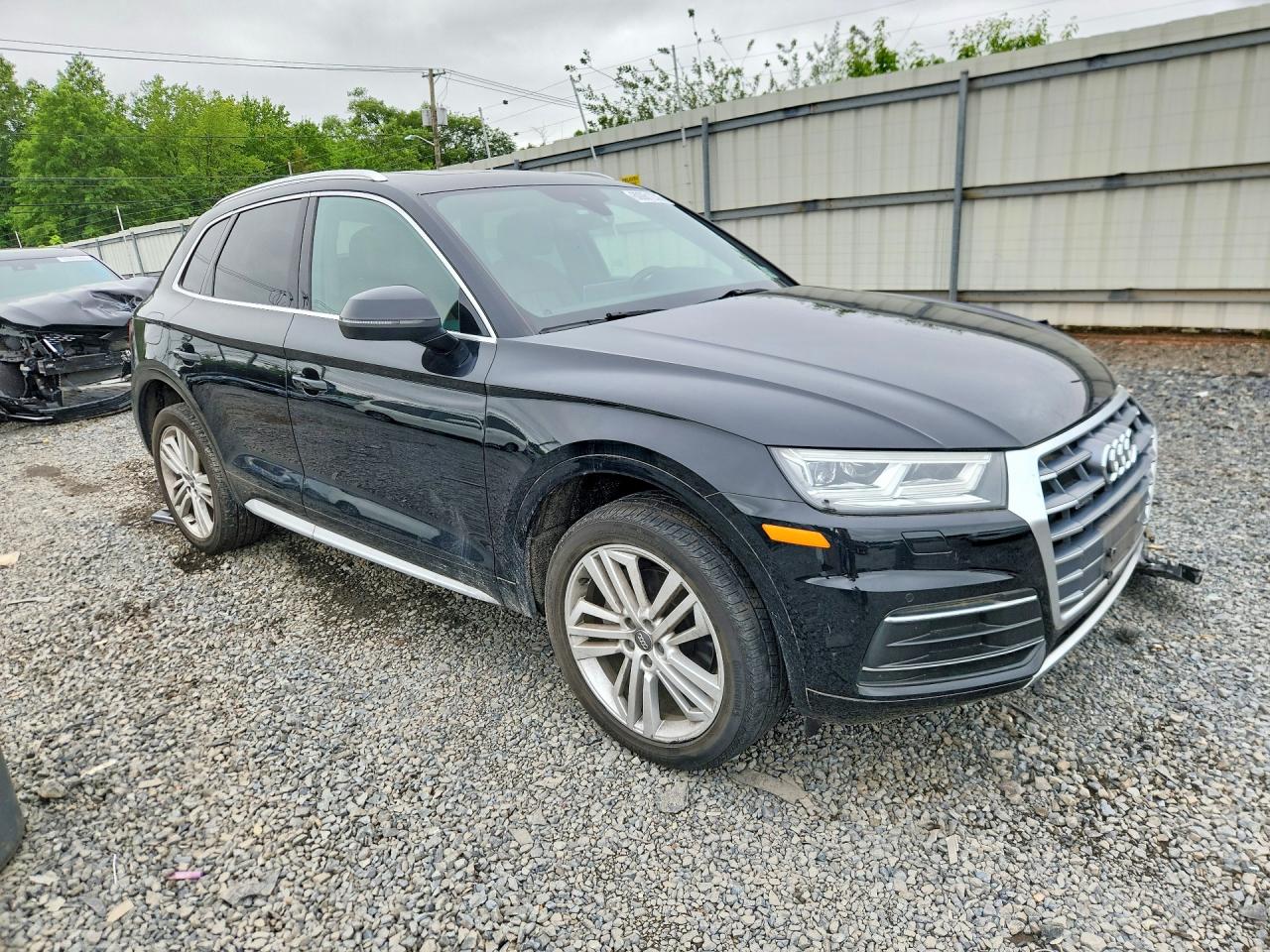 2020 AUDI Q5 quattro Premium Plus