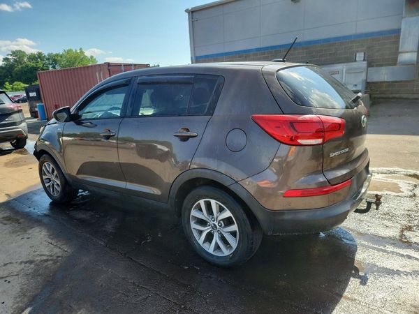 2015 KIA SPORTAGE GL - Middle-low