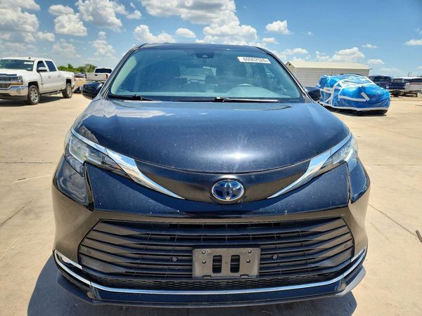 2023 TOYOTA SIENNA XLE — DIRF