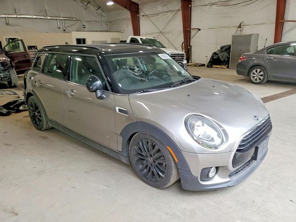 2017 MINI COOPER
