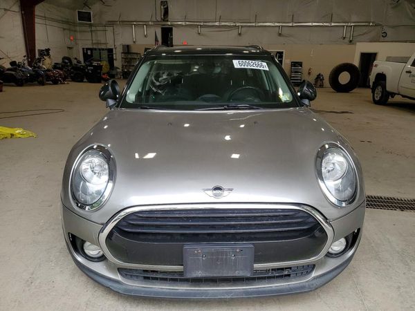 2017 MINI COOPER