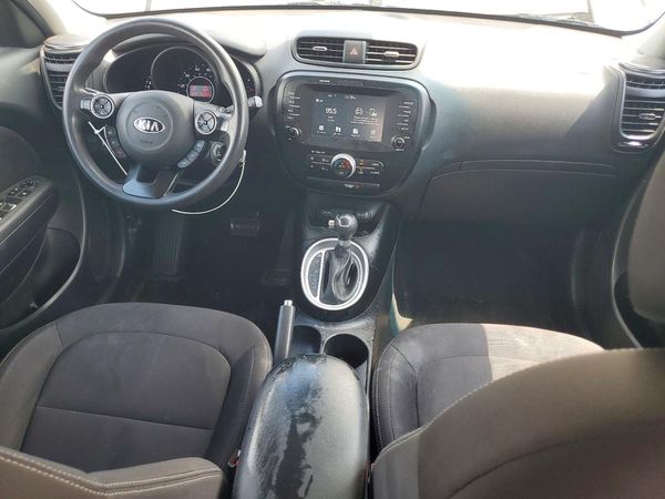 2018 KIA SOUL Base