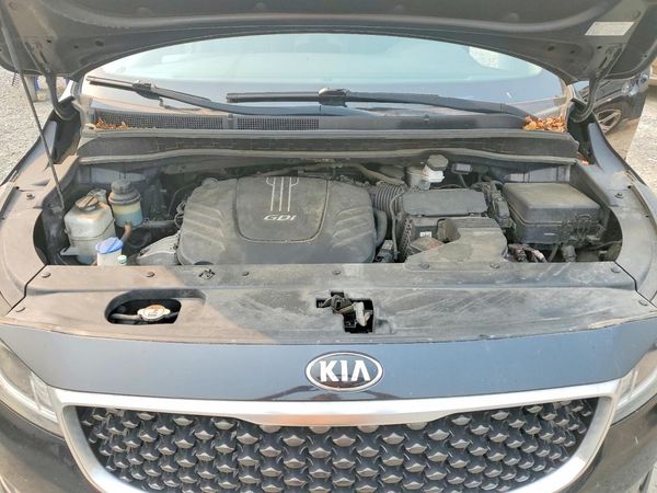 2015 KIA SEDONA GL - Middle-low